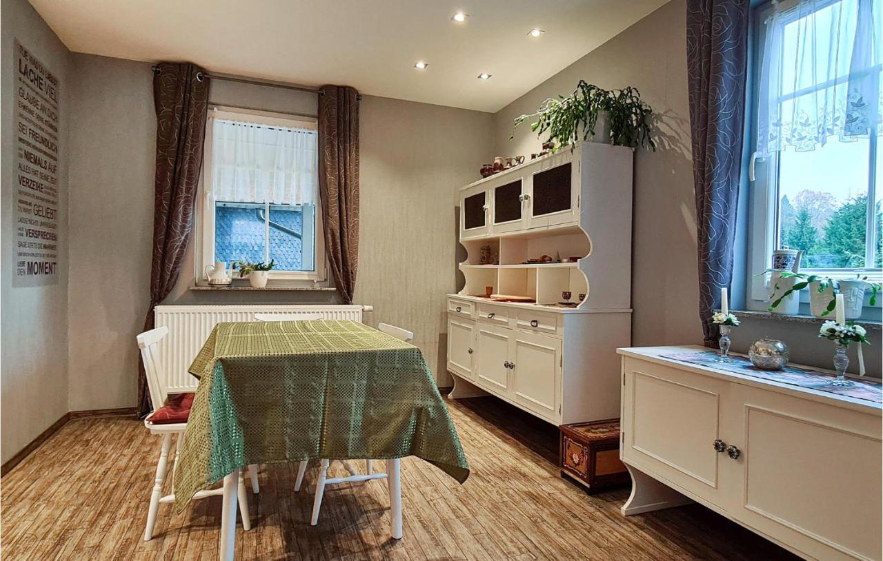 2 Bedroom Cozy Apartment In Suhl Exterior foto