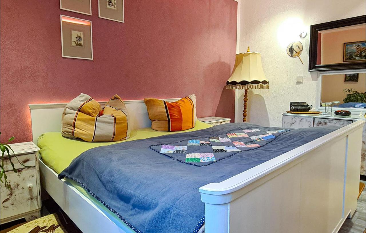 2 Bedroom Cozy Apartment In Suhl Exterior foto